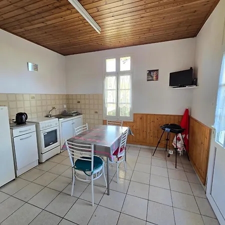 펜션 Maison De Au Calme, Proche - 4 Pers. - Fr-1-777-46 생 힐레르 드 리에