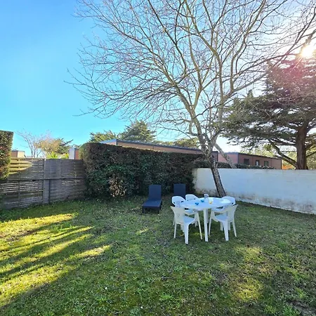 Maison De Au Calme, Proche - 4 Pers. - Fr-1-777-46